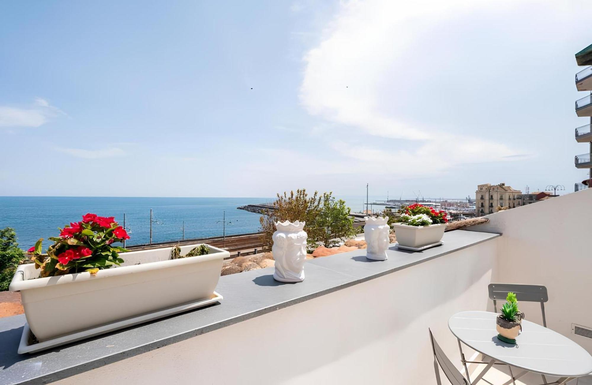 Mare Damuri Con Terrazza Vista Mare Leilighet Catania Eksteriør bilde